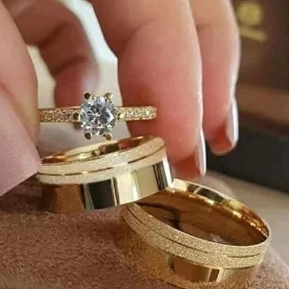 Combo Alianca De Moeda Antiga Forro Luxo 8Mm Novidade Anel Solitario Cravejado 2 Anos De Garantia