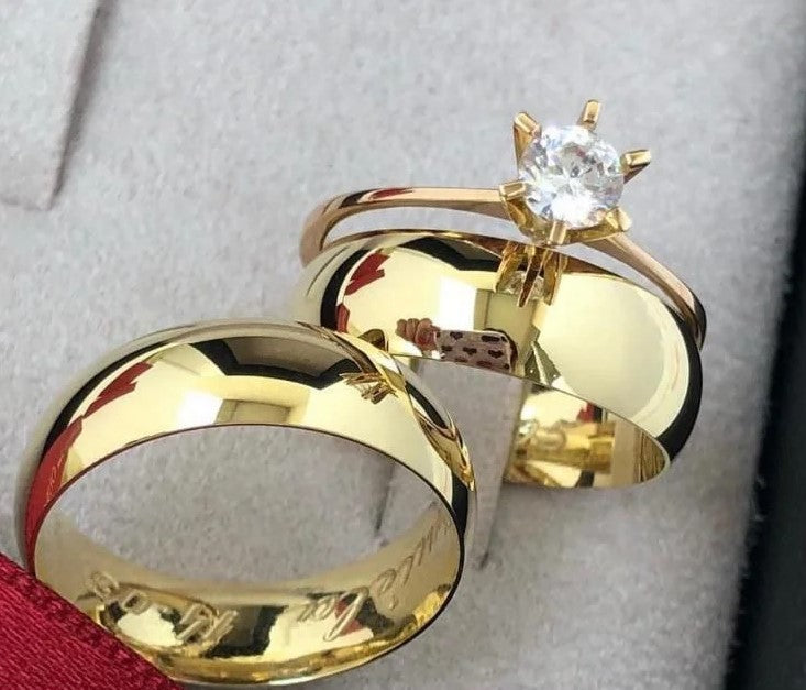 Combo Aliança Banhada Ouro 24k Anatômica 8mm 10 anos de garantia Modelo Irlanda Tradicional + Solitário Liso